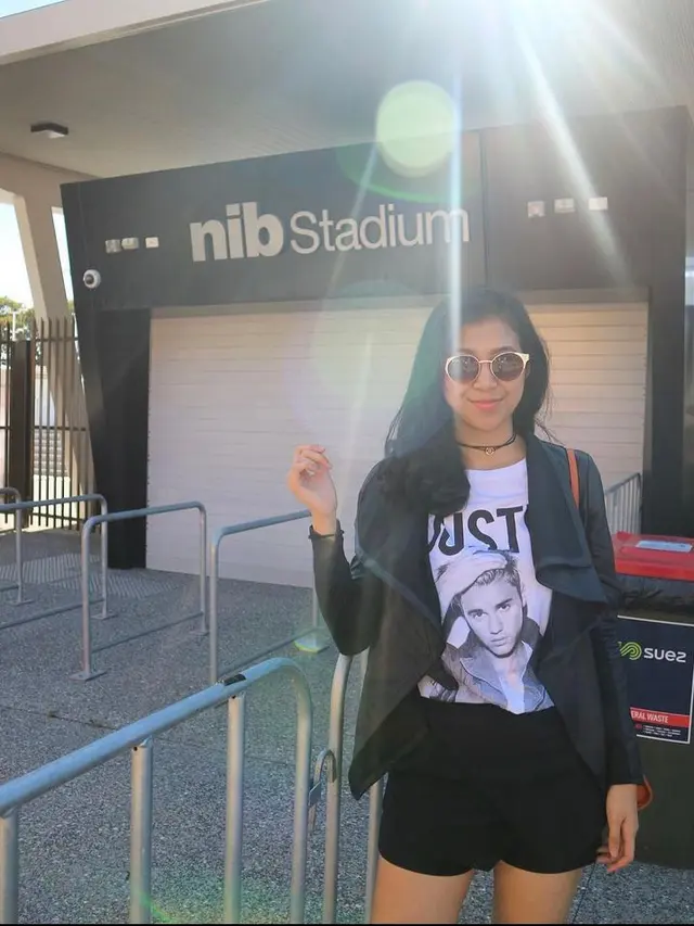 Cerita Zara Zellova direspon dan di follow Justin Bieber