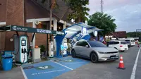 PT Jasamarga Related Business (JMRB) menyebut  telah melakukan pergantian tipe socket charging di SPKLU dari AC Charging ke Fast charging agar pengisian daya baterai kendaraan listrik bisa lebih cepat. (ist)