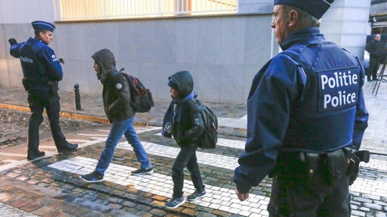 Waspada teror, sekolah di Belgia dijaga ketat polisi