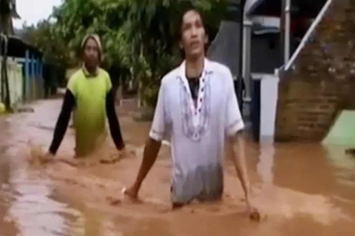 Segmen 1: Banjir Bandang di Pati hingga Kondisi Eks Gafatar