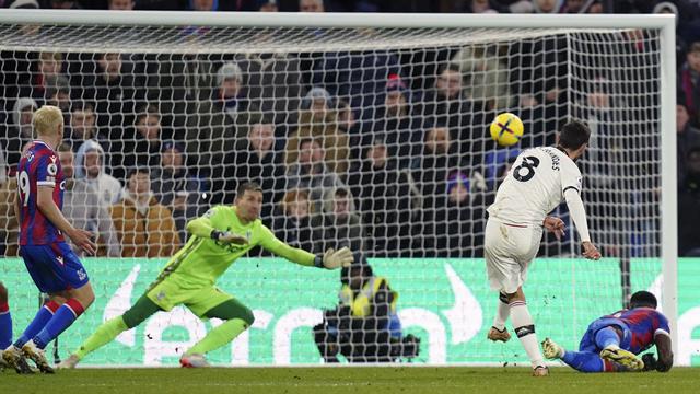 Foto: Nyesek Banget, MU Ditahan Imbang Lewat Gol Injury Time Crystal Palace