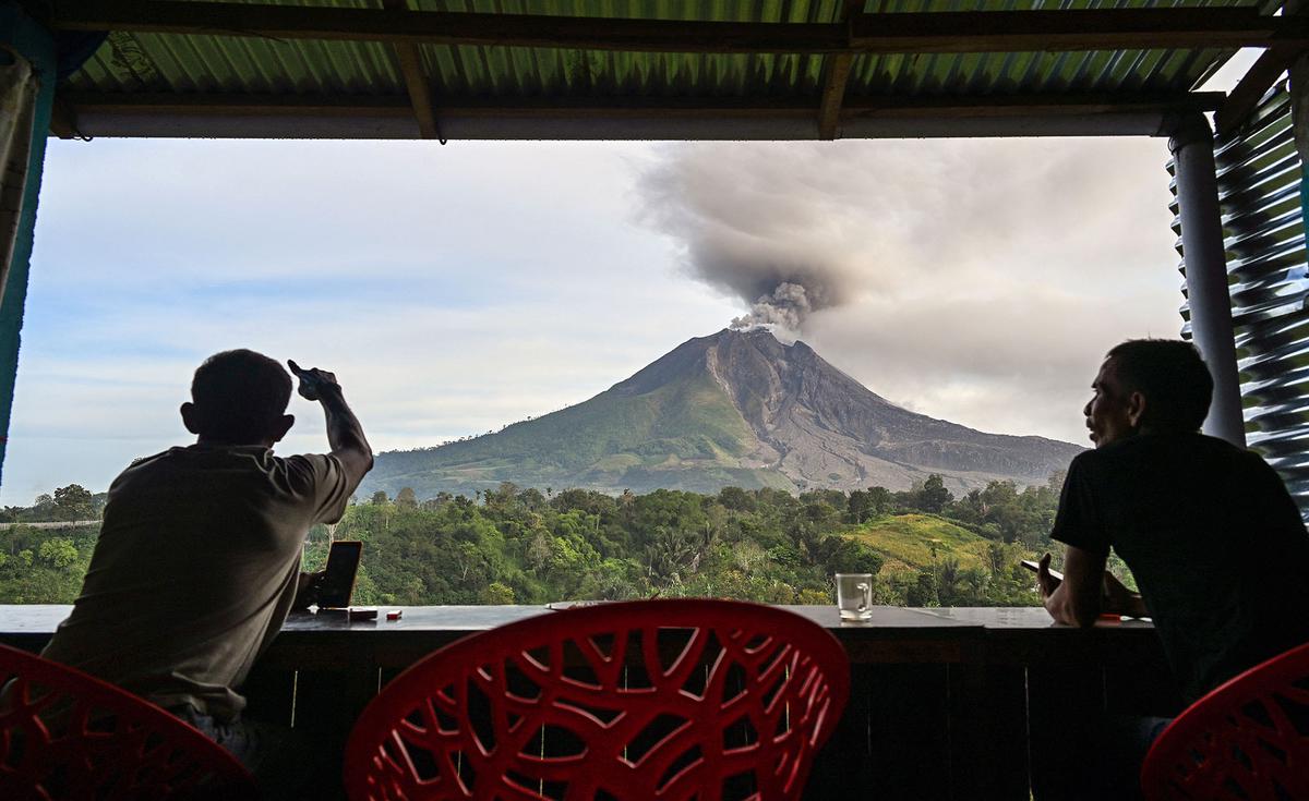 Gunung Sinabung Masih Siaga Ini Aktivitas Terbarunya