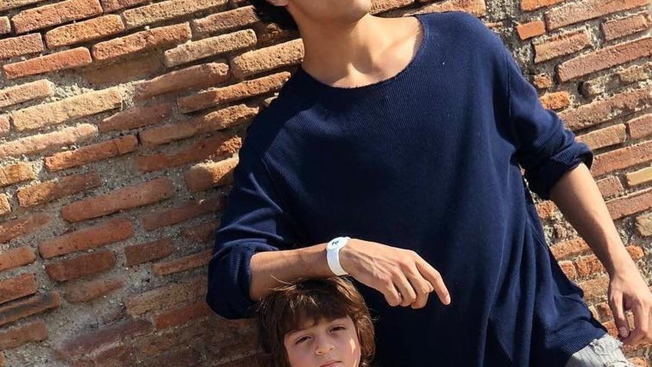 Tampan dan Cantiknya Kebangetan, Ini 7 Potret Kompak Tiga Anak Shah Rukh Khan