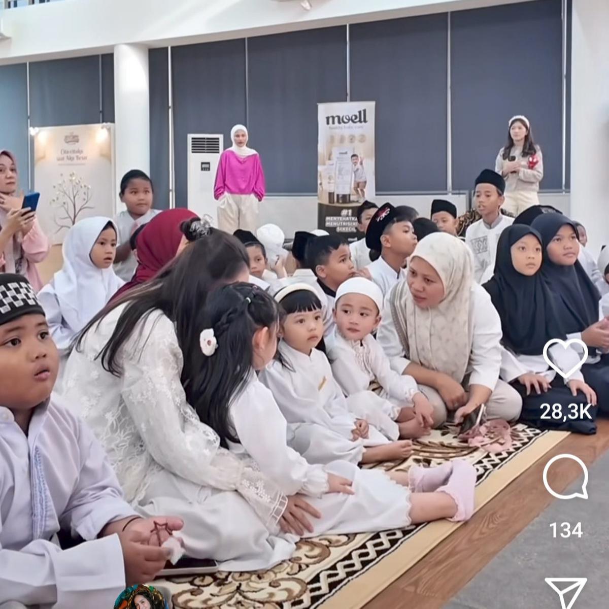 Tiga Anak Artis Super Cute Kumpul, Potret Rayyanza Perdana Buka Bersama Bareng Ameena dan Abang L
