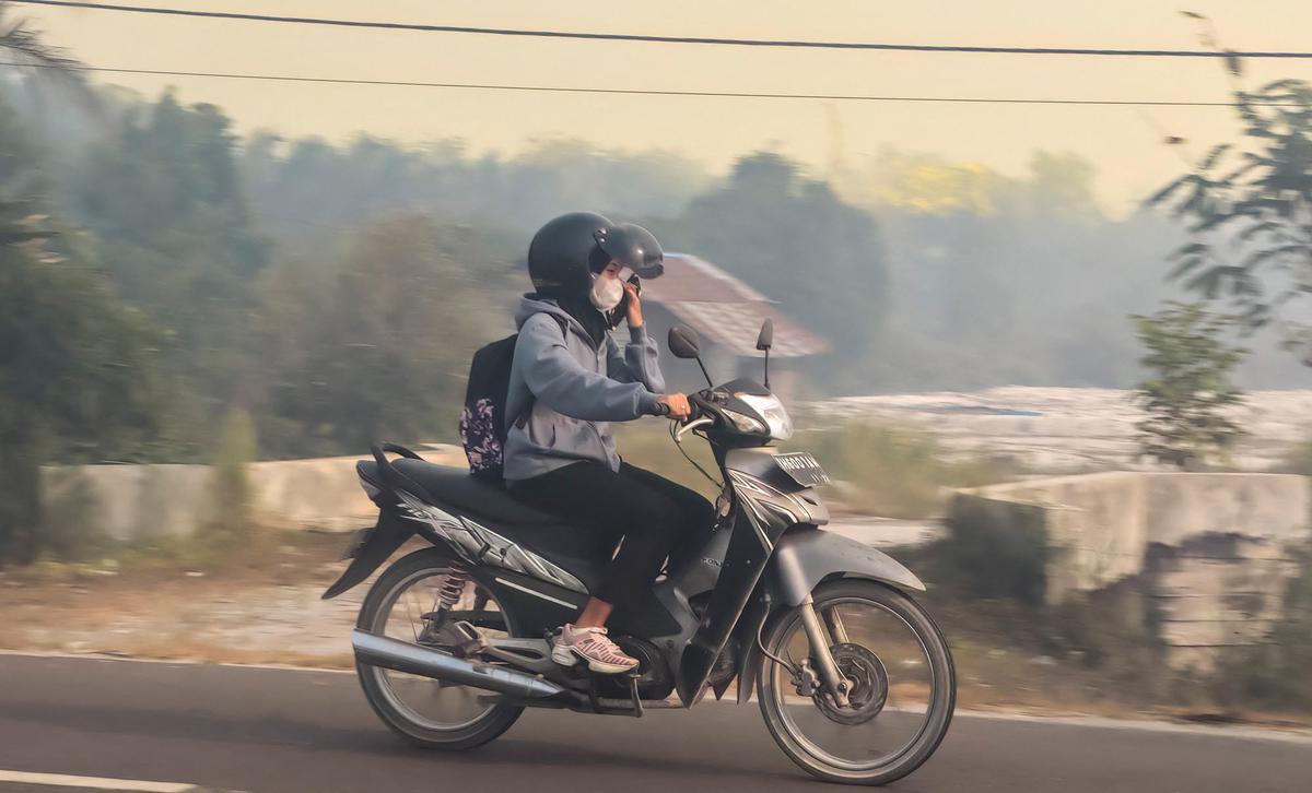 Palangka Raya Diselimuti Kabut Asap Akibat Karhutla