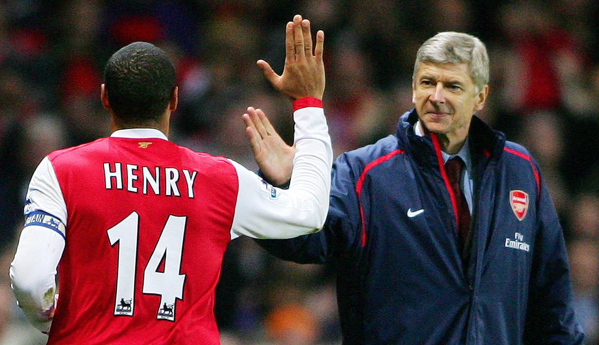 The Gunners pernah menjadi klub raksasa nan ganas kala dibawah asuhan Arsene Wenger. Sejumlah striker kelas dunia pun lahir berkat polesan tangan dinginnya. Berikut lima bomber tajam yang diandalkan sang Professor selama kariernya di Arsenal.