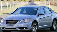 Chrysler 200 Siap Tantang Pasar Sedan