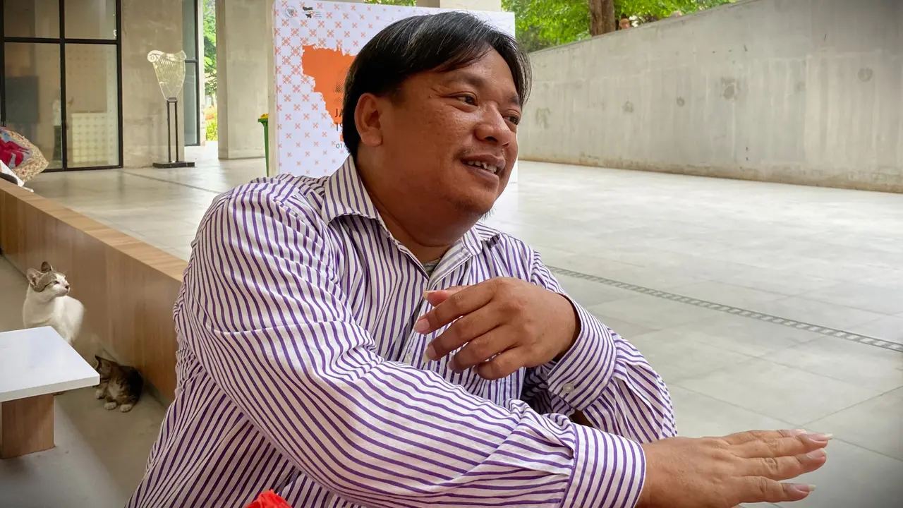 Salah satu pedagang kaki lima yang berjualan di sekitar area Cikini dan TIM Jakarta.