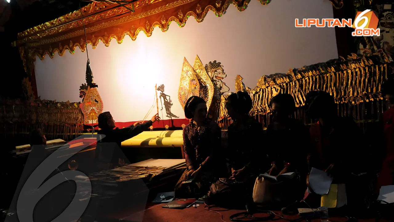 [FOTO] Wayang Kulit Tradisi yang Nyaris Dilupakan