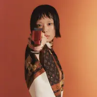 Jadi brand ambassador Louis Vuitton, begini penampilan atlet tembak Korea Kim Ye Ji.