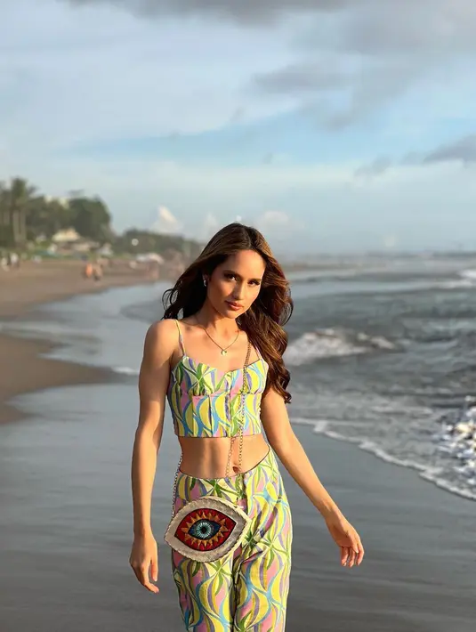 [Instagram/claurakiehl]