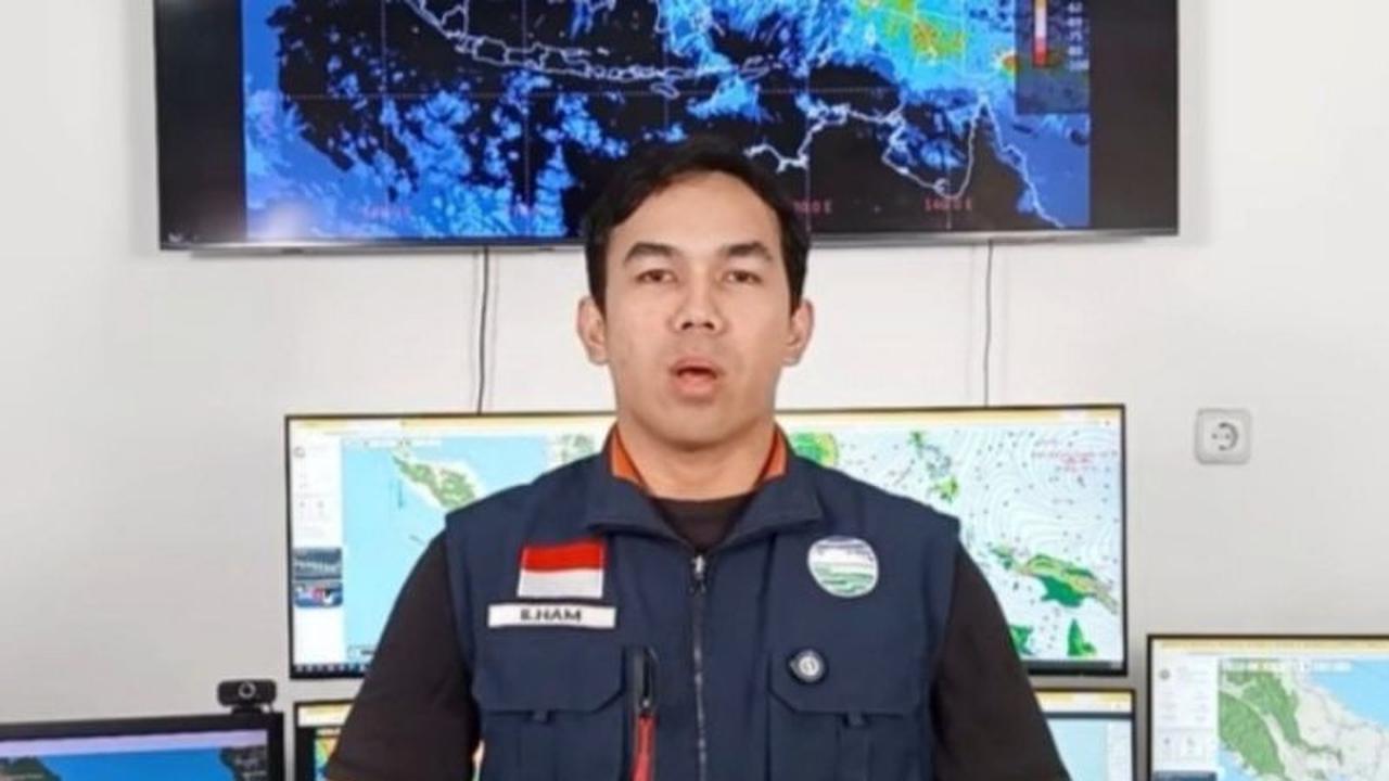 BMKG Ingatkan Waspada Cuaca Ekstrem Sumatera Utara: Hujan Lebat Disertai Petir dan Angin Kencang