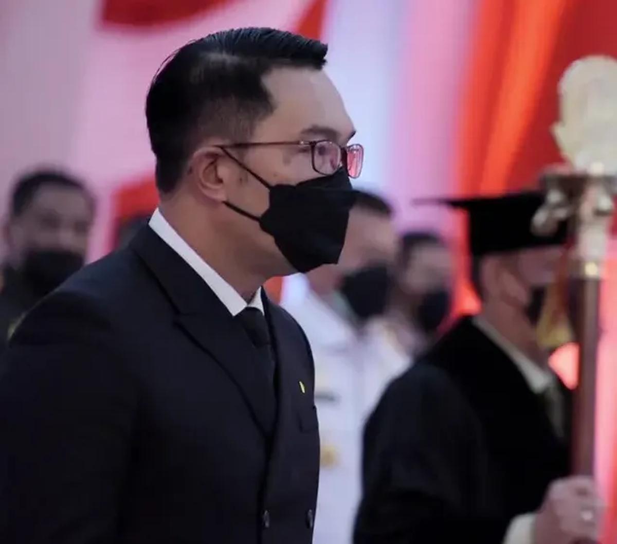Meskipun komunikasi dibangun dengan Partai Golkar, dia menegaskan, bukan berarti cawapres Ganjar otomatis Ridwan Kamil. Sebab, keputusan menentukan cawapres menjadi kewenangan Ketua Umum PDIP Megawati Soekarnoputri.<br>