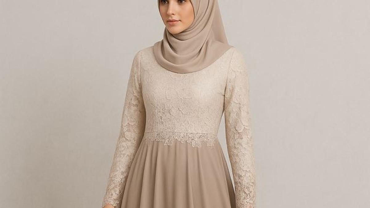 8 Gamis Syari A-Line Kombinasi Brokat Modern, Cocok dan Elegan untuk Berbagai Acara di 2025