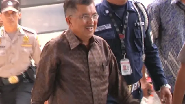 Jusuf Kalla Penuhi Panggilan KPK