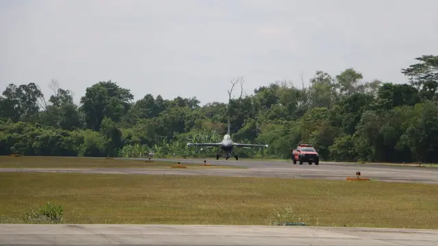 Serunya 'Pertempuran' Tentara RI dengan Amerika Serikat di Langit Pekanbaru