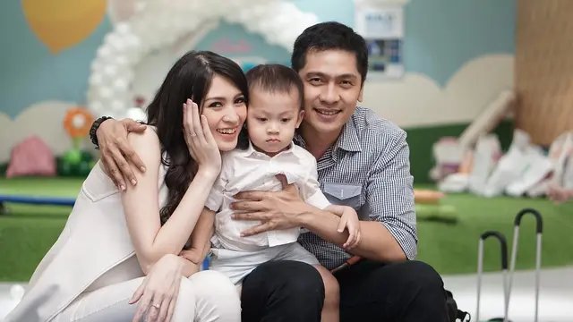 [Bintang] Donita