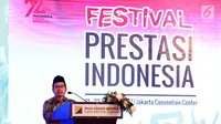 Kepala UKP Pancasila Yudi Latif saat memberikan sambutan pada Festival Prestasi Indonesia yang diselenggarakan Unit Kerja Presiden Pembinaan Ideologi Pancasila di JCC, Jakarta, Senin (21/8). (Liputan6.com/Johan Tallo)