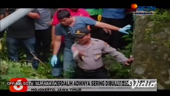VIDEO: Polisi Gelar Reka Ulang Kasus Pembunuhan Siswa SD di Mojokerto