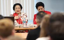 Megawati Turun Gunung Menangkan Risma-Gus Hans