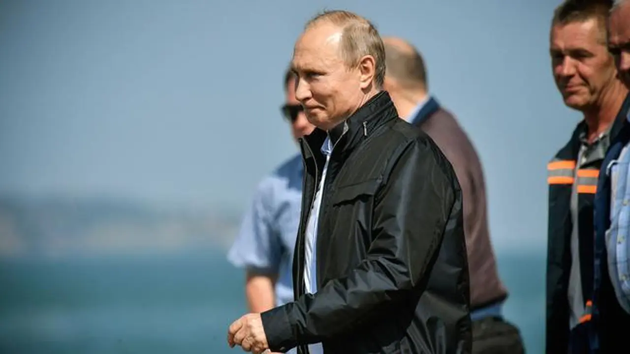 Putin resmikan jembatan terbesar di Rusia