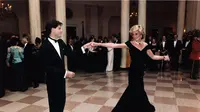 Putri Diana dan John Travolta berdansa di ballroom Gedung Putih, 11 November 1985. (Wikimedia/Public Domain)