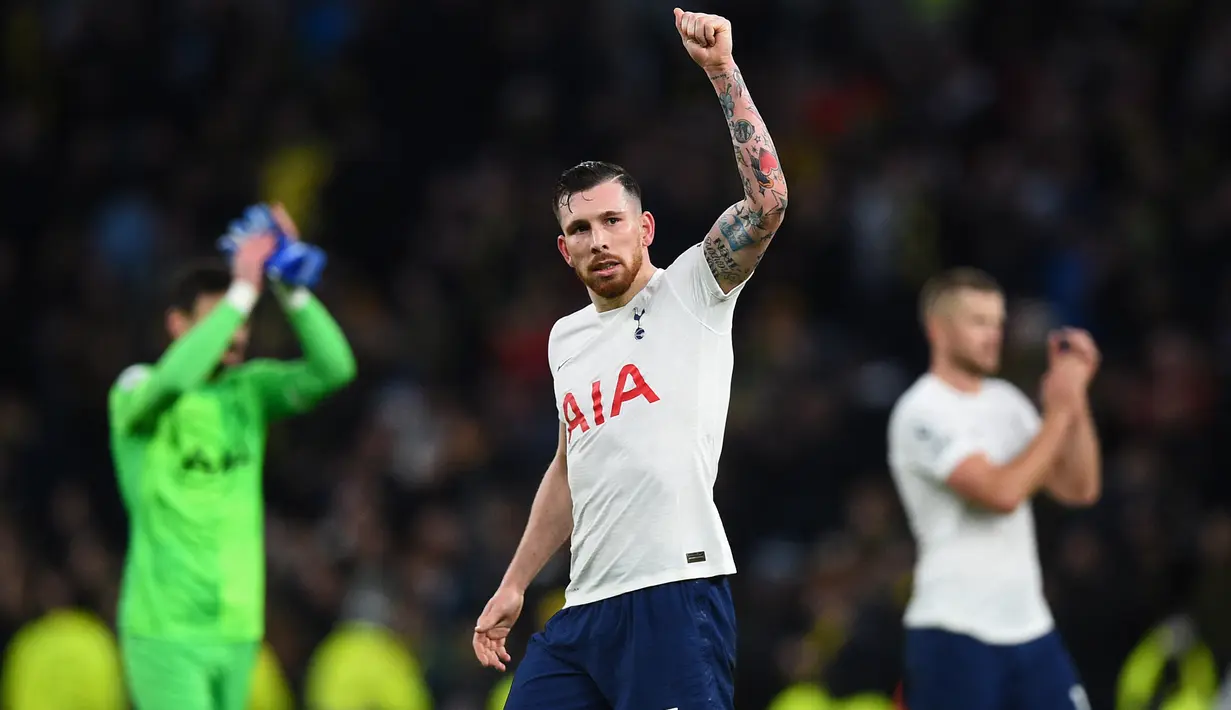 Di Grup D, dua pemain Tottenham Hotspur, Hugo Lloris (Prancis) dan Pierre-Emile Hojbjerg (Denmark) akan saling berhadapan di matchday kedua Grup D, 26 November 2022. (AFP/Daniel Leal)