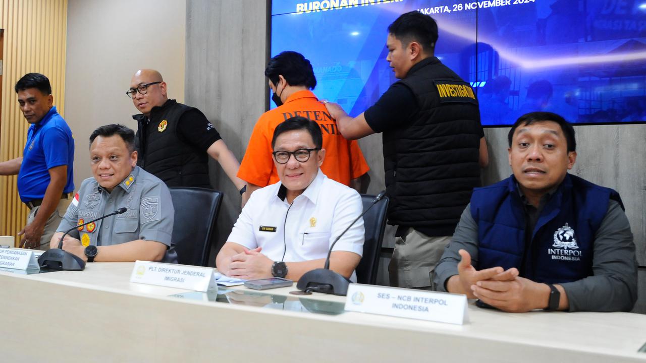 Ditjen Imigrasi Pulangkan Buronan Interpol Asal Filipina, Ditukar Buron Judol RI Handoyo Salman