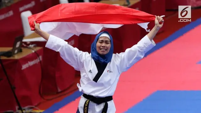 Perjuangan Defia Rosmaniar hingga mampu meraih medali emas taekwondo nomor poomsae tunggal putri Asian Games 2018 patut diapresiasi.