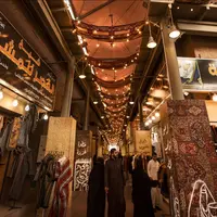 Souk merupakan destinasi wisata yang wajib dikunjungi ketika sedang berada di Saudi. (Foto: Dokumen/)