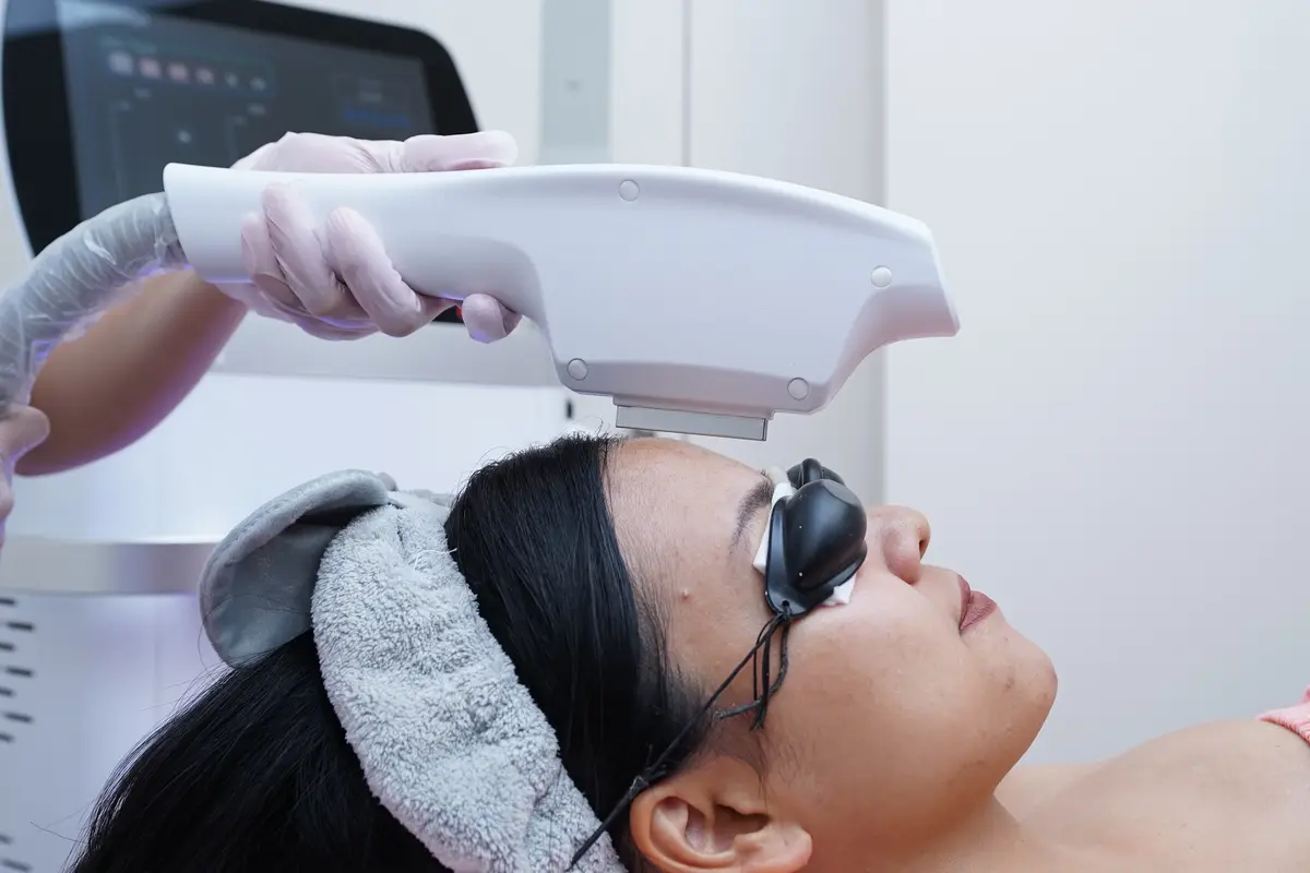 Perawatan Wajah dan Kulit hingga dan Hair Removal Cukup Dilakukan Dalam Satu Klinik Kecantikan