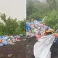 Bukit Trunyan di Bali yang sempat heboh karena tumpukan sampah. (Dok: Instagram @infodenpasarterkini.id https://www.instagram.com/p/C4nKbUIyFra/?igsh=YjFzNm80bDY1MDcz)