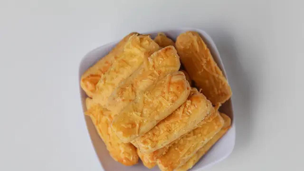 10 Resep Kue Kering 3 Bahan Tanpa Mixer, Mudah dan Lezat