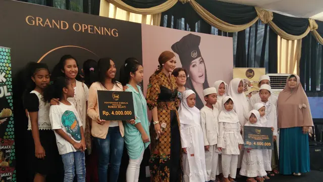 [Bintang] Inul Daratista