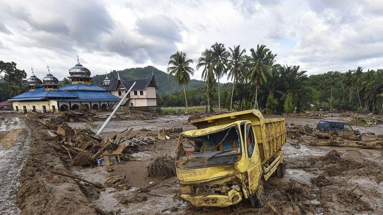 DPR Desak Pemerintah Segera Lakukan Penetapan Bencana Nasional untuk Percepat Pemulihan di Sumatera