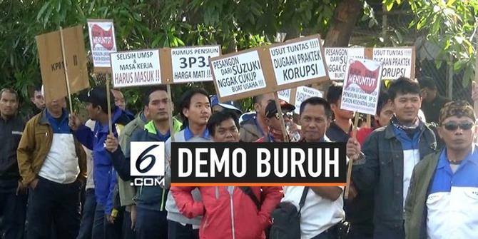 VIDEO: Tuntut Perbaikan Nasib, Buruh Suzuki Demo di Depan Pabrik