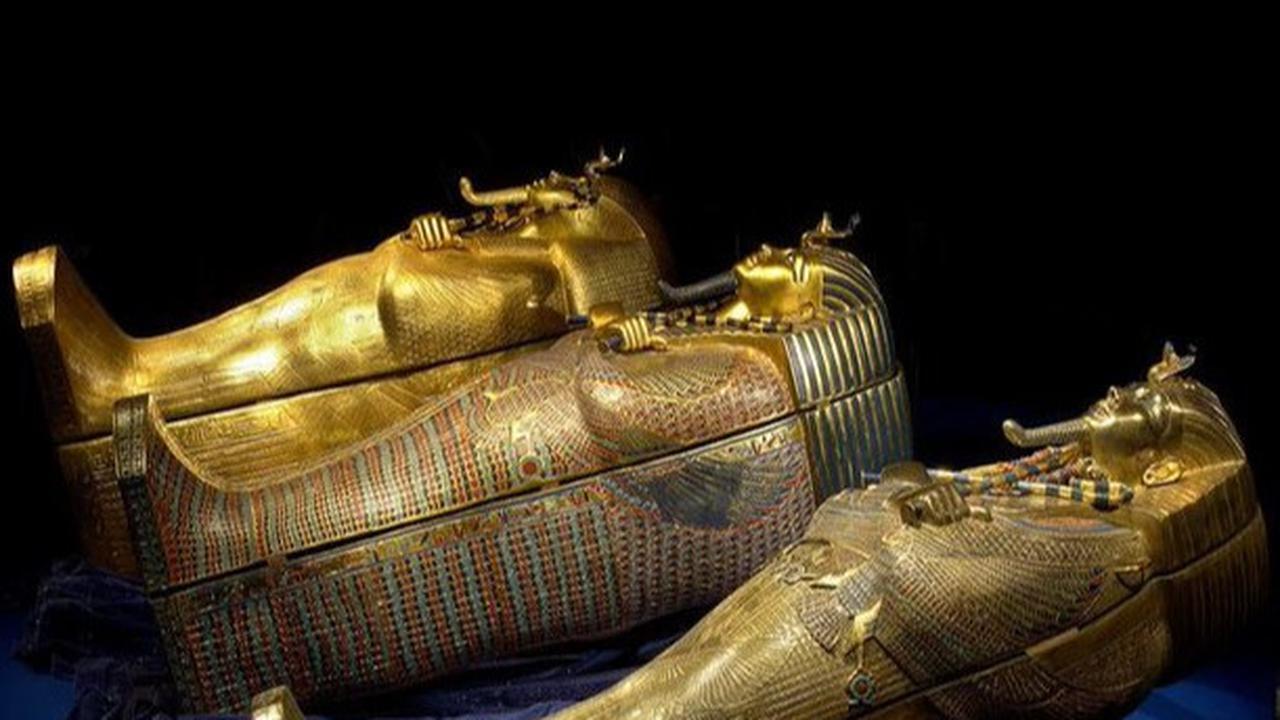Peti emas Firaun Tutankhamun
