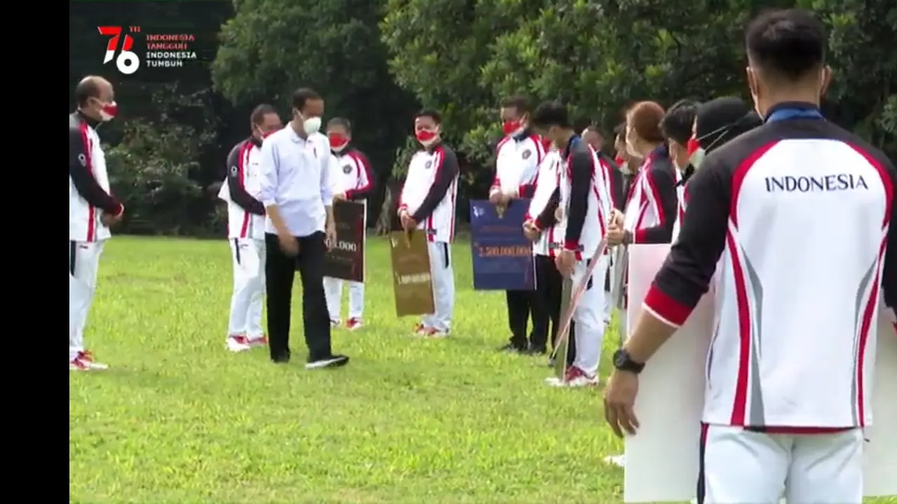 Presiden Jokowi memberikan hadiah dan bonus untuk para atlet Olimpiade Tokyo 2020