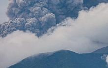FOTO: Penampakan Gunung Marapi di Sumatera Barat Saat Muntahkan Abu Vulkanik hingga Ketinggian 3.000 Meter
