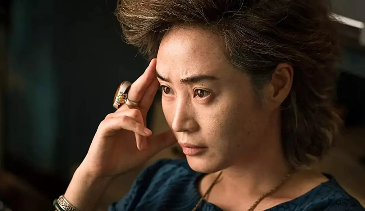 Kim Hye Soo dalam film Coin Locker Girl. (Foto: Pollux Pictures/CGV Arthouse)