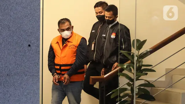 KPK Tahan Mantan Panglima GAM Izil Azhar