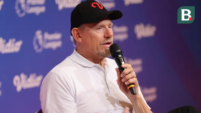 Sesi wawancara roundtable bersama Peter Schmeichel
