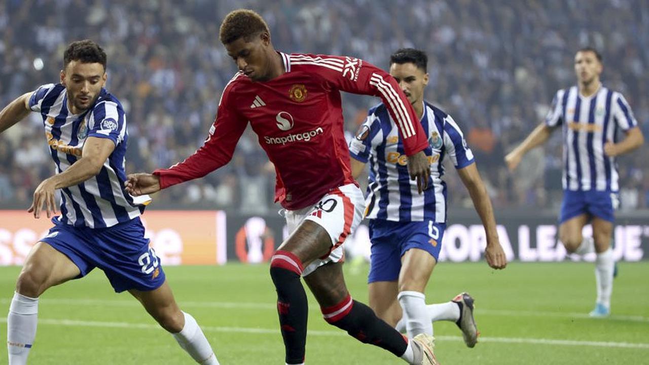 Jose Mourinho Ajak Marcus Rashford Pindah ke Fenerbahce?