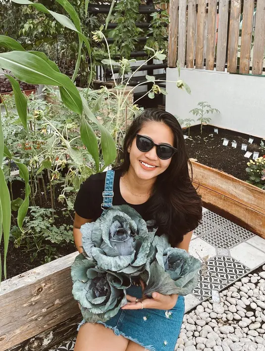 Eriska Nakesya sering mengunggah foto-foto hasil kebunnya di Instagram pribadi. (FOTO: instagram.com/eriskanakesya/)