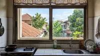 15 Ide Ventilasi Jendela Dapur, Kurangi Bau Masakan dan Jaga Udara Sehat