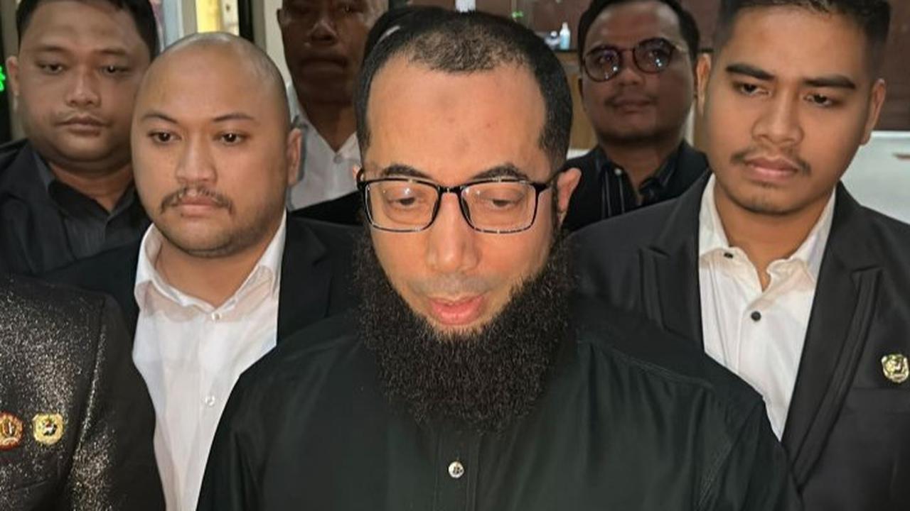 KPK Sebut Ustaz Khalid Basalamah Paling Tahu Siapa Penerima Uang Setoran Haji Khusus