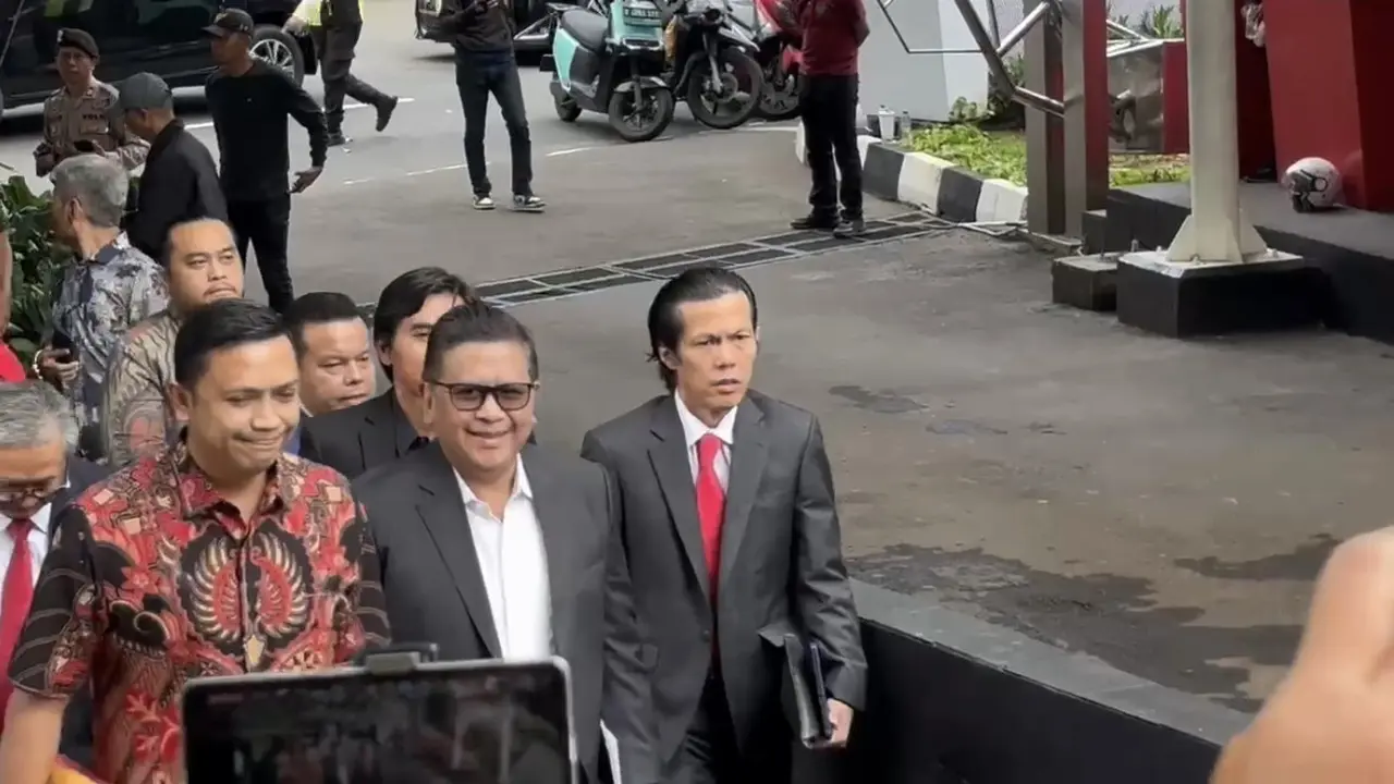 Sekjen PDIP Hasto Kristiyanto menenuhi panggilan pemeriksaan Komisi Pemberantasan Korupsi (KPK) terkait kasus dugaan suap pergantian antarwaktu (PAW) Harun Masiku.