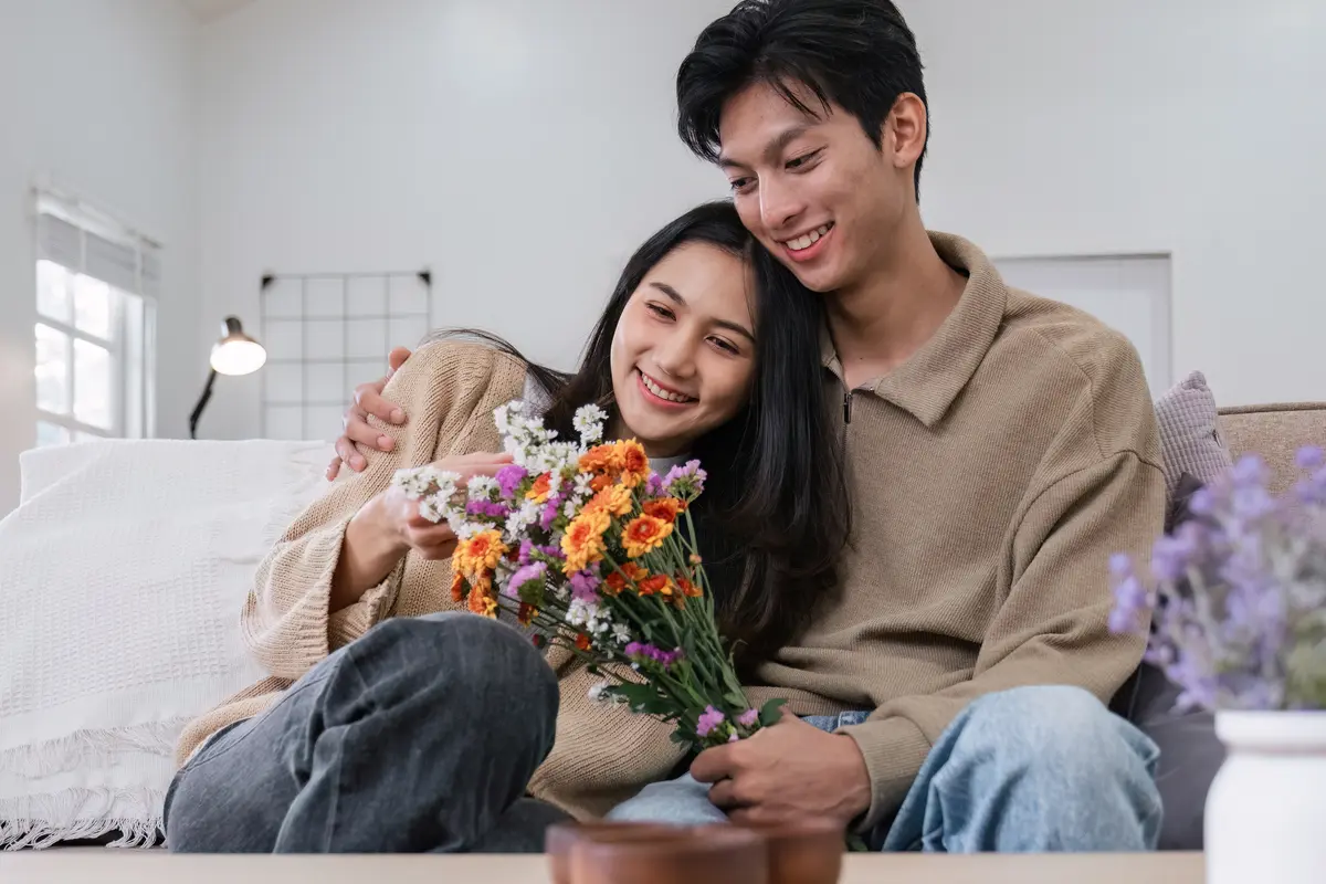 couple juni paling romantis
