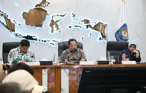Mendagri Minta Pemda Kejar Target Bedah 400 Ribu Rumah