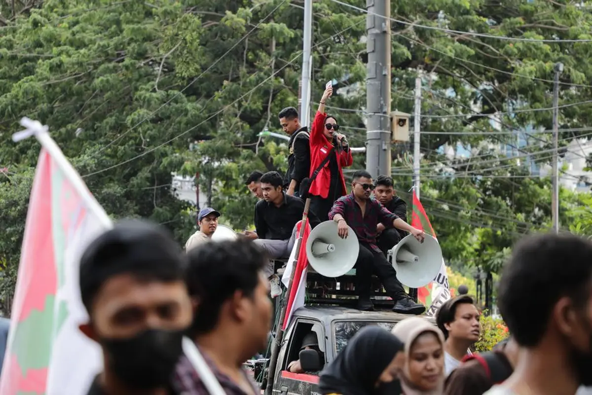 Aliansi Badan Eksekutif Mahasiswa (BEM) Nusantara menggaungkan kekecewaannya atas keputusan Mahkamah Konstitusi (MK) Nomor 90/PUU-XXI/2023 yang melonggarnya syarat usia minimum capres-cawapres, Senin (23/10/23) (Istimewa)